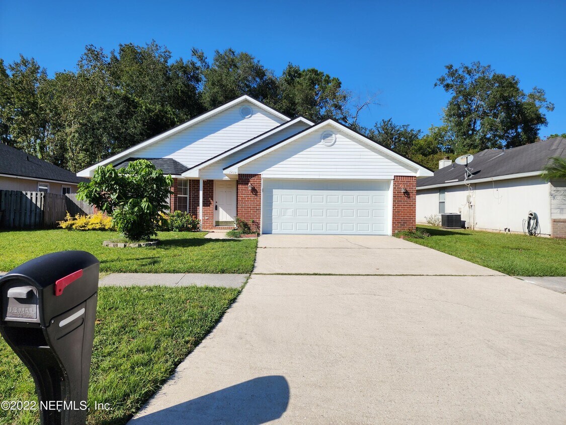 2428 Aloha Ln, Middleburg, FL 32068 House for Rent in Middleburg, FL