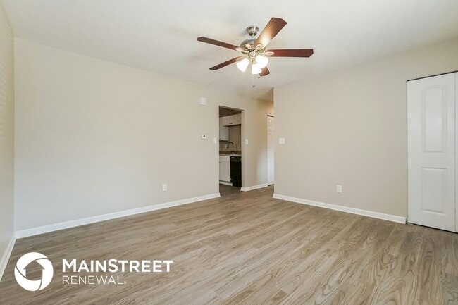 Building Photo - 524 Harland Dr