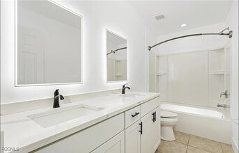 Building Photo - 306 Shadow Lakes Dr