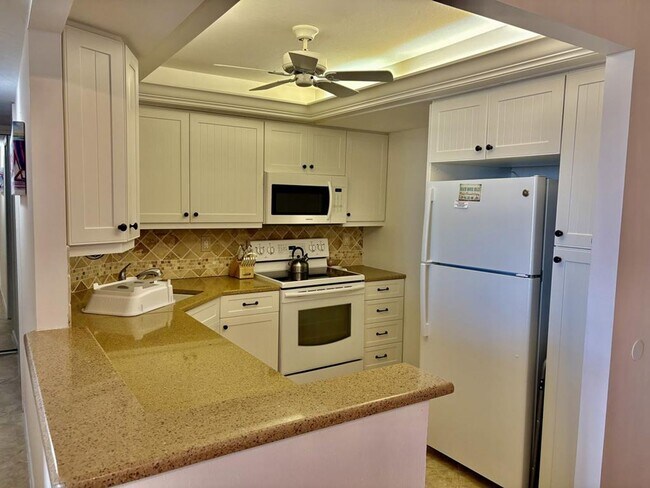Foto del edificio - 320 Seaview Ct