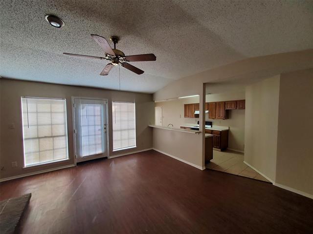 Building Photo - 528 James Edwards Dr