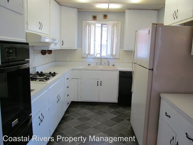 Foto del edificio - 3 br, 2 bath House - 400 West 15th Street
