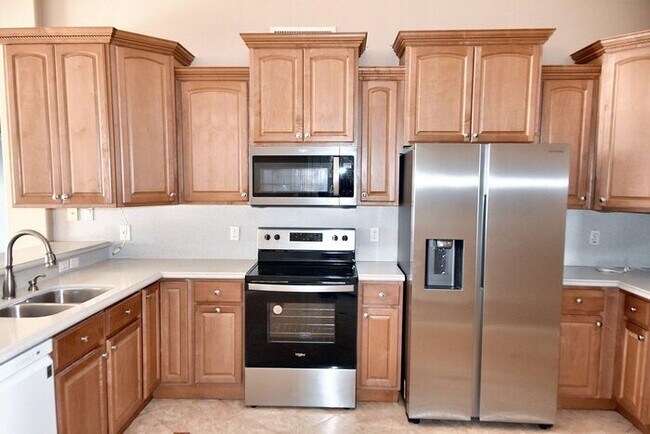 Foto del edificio - Great Location! Lovely 3Bedroom Plus/ 2Bathroom Chandler Home!
