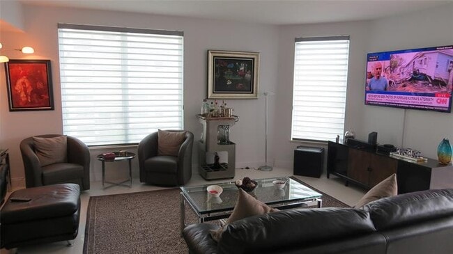 Foto del edificio - 2880 NE 14th Street Causeway