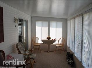 Building Photo - 1 br, 1 bath Condo - 54 Bypass Rd