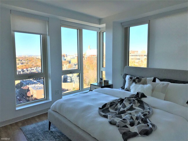 Building Photo - Studio, 1 bath Condo - 39 S Huntington Ave 0