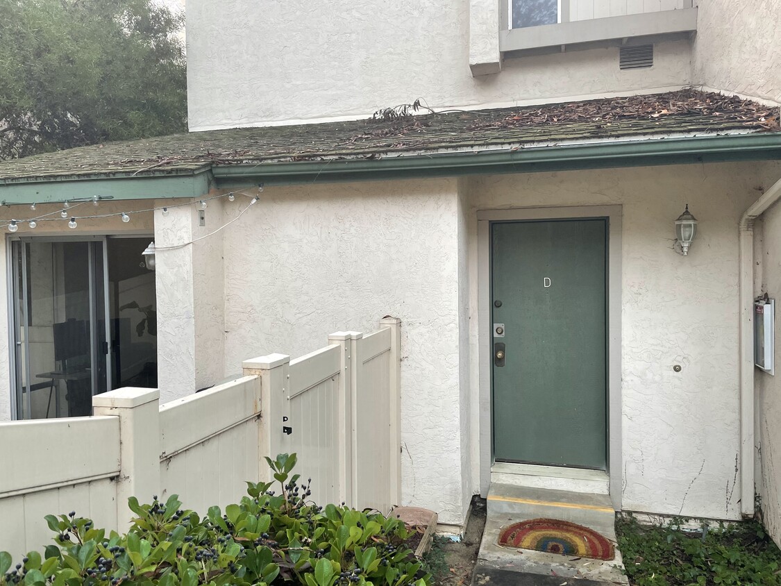 Primary Photo - 8775 Gilman Dr