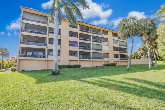 Foto del edificio - 1036 US-1