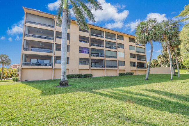 Building Photo - 1036 US-1
