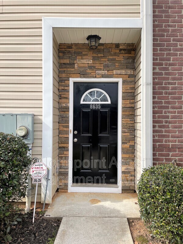 Primary Photo - 8635 Thomas Rd