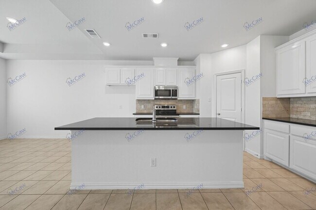 Building Photo - 1124 Salem Dr