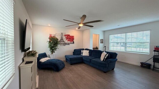 Foto del edificio - 11200 Listening Dr