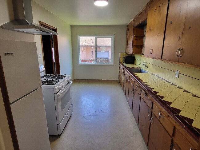 Foto del edificio - Single Story Home Located in the hills of ...