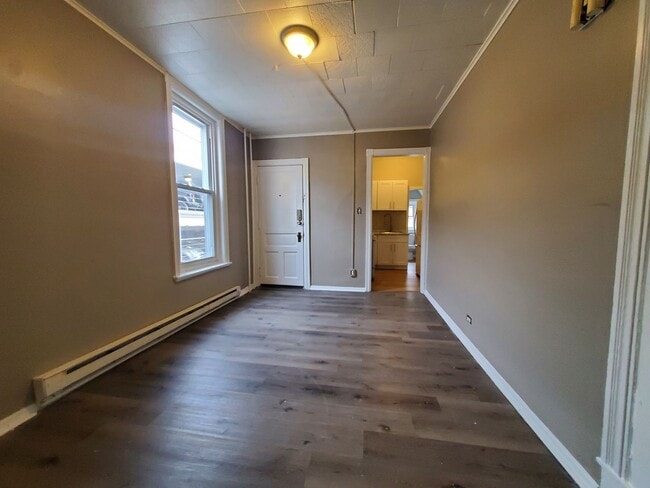 Building Photo - 221 N Penn St