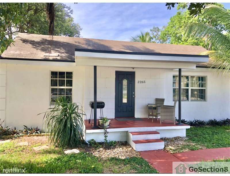 Foto principal - 2 br, 1 bath House - 2265 NW 100th St