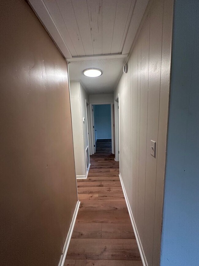 Foto del edificio - Three Bedroom House