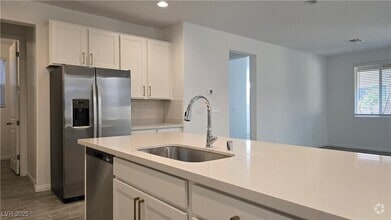 Building Photo - 9922 Angel Valley Dr