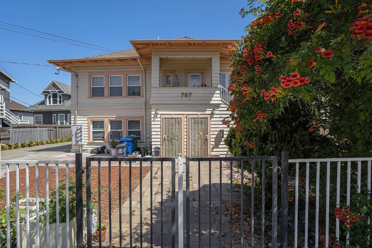 Foto principal - 767 Buena Vista Ave