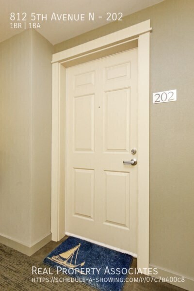 Foto del edificio - 812 5th Ave N