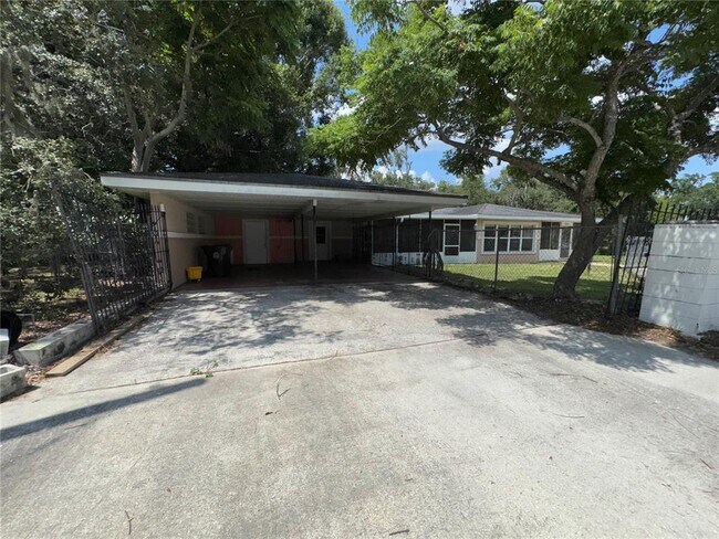 Building Photo - 325 Chesney Blvd