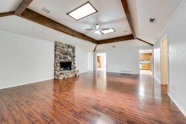 Foto del edificio - 923 S Greenstone Ln