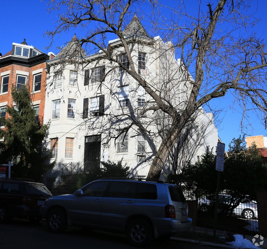 1811 Kalorama Rd NW, Washington, DC 20009 Apartments in Washington