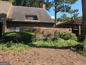 Building Photo - 76 Willowick Dr