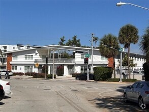 Building Photo - 8080 Tatum Waterway Dr