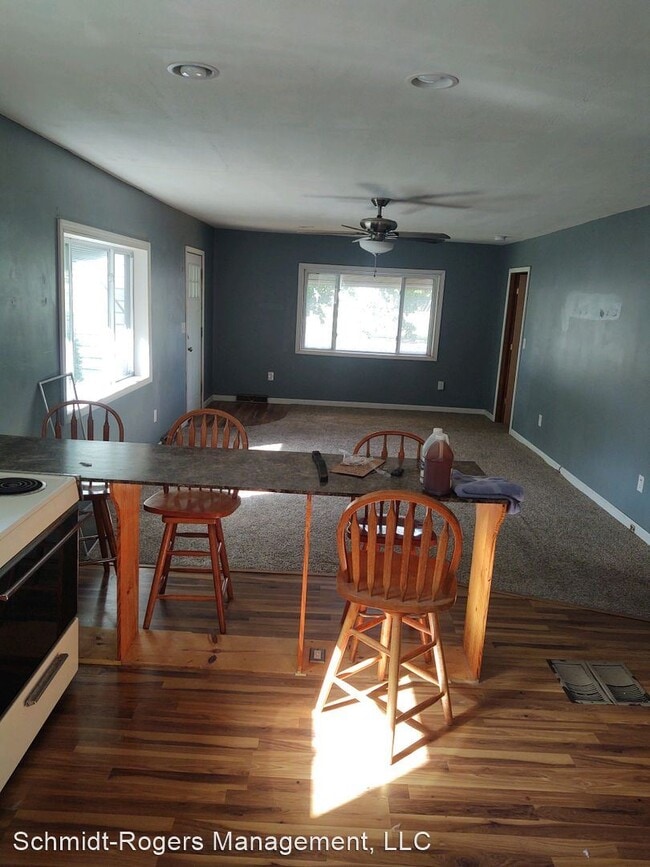 Building Photo - 3 br, 1 bath House - 1138 Riverside