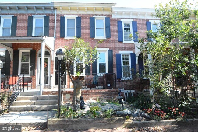 Foto del edificio - 1807 Lovering Ave