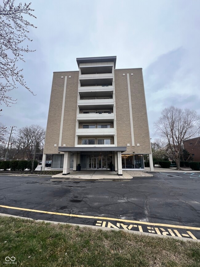 Building Photo - 3965 N Meridian St