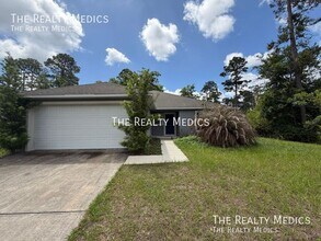 Building Photo - 2615 Fair Oaks Dr