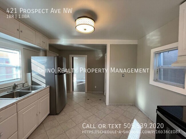 Foto del edificio - 421 Prospect Ave NW