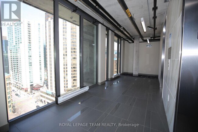 Building Photo - 224 Lyon St. N