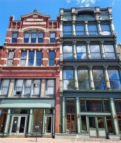 Building Photo - 10 S Main St