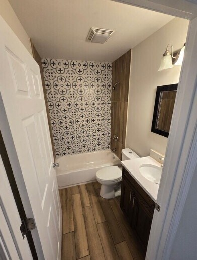 Foto del edificio - 5223-5225 W Washington Blvd