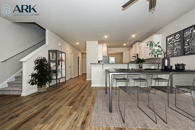 Foto del edificio - 3577 Saratoga Cir