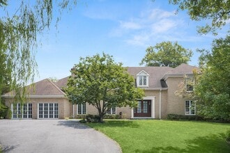 Building Photo - 9809 Hall Rd