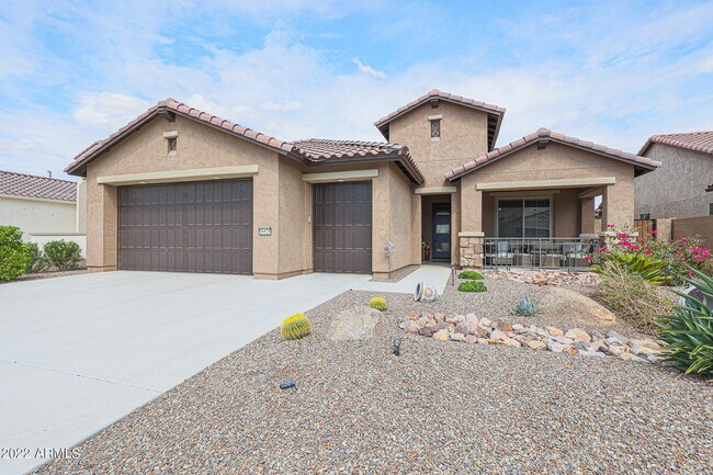 Foto del edificio - 16928 W Coronado Rd