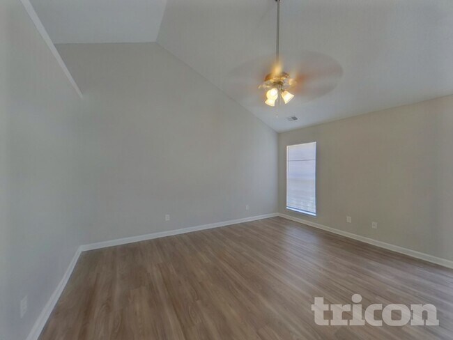 Foto del edificio - 1401 May Oak Cir