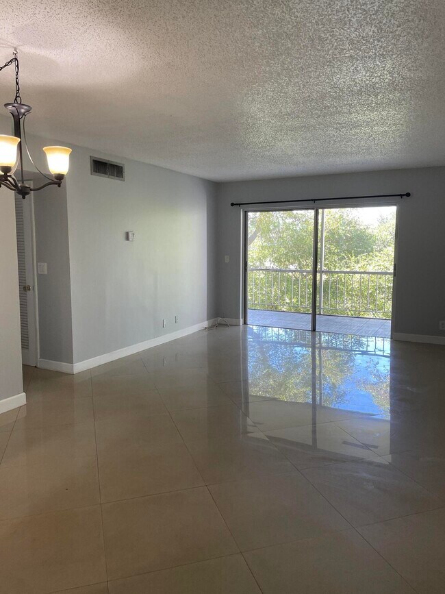 Foto del edificio - 610 NW 13th St