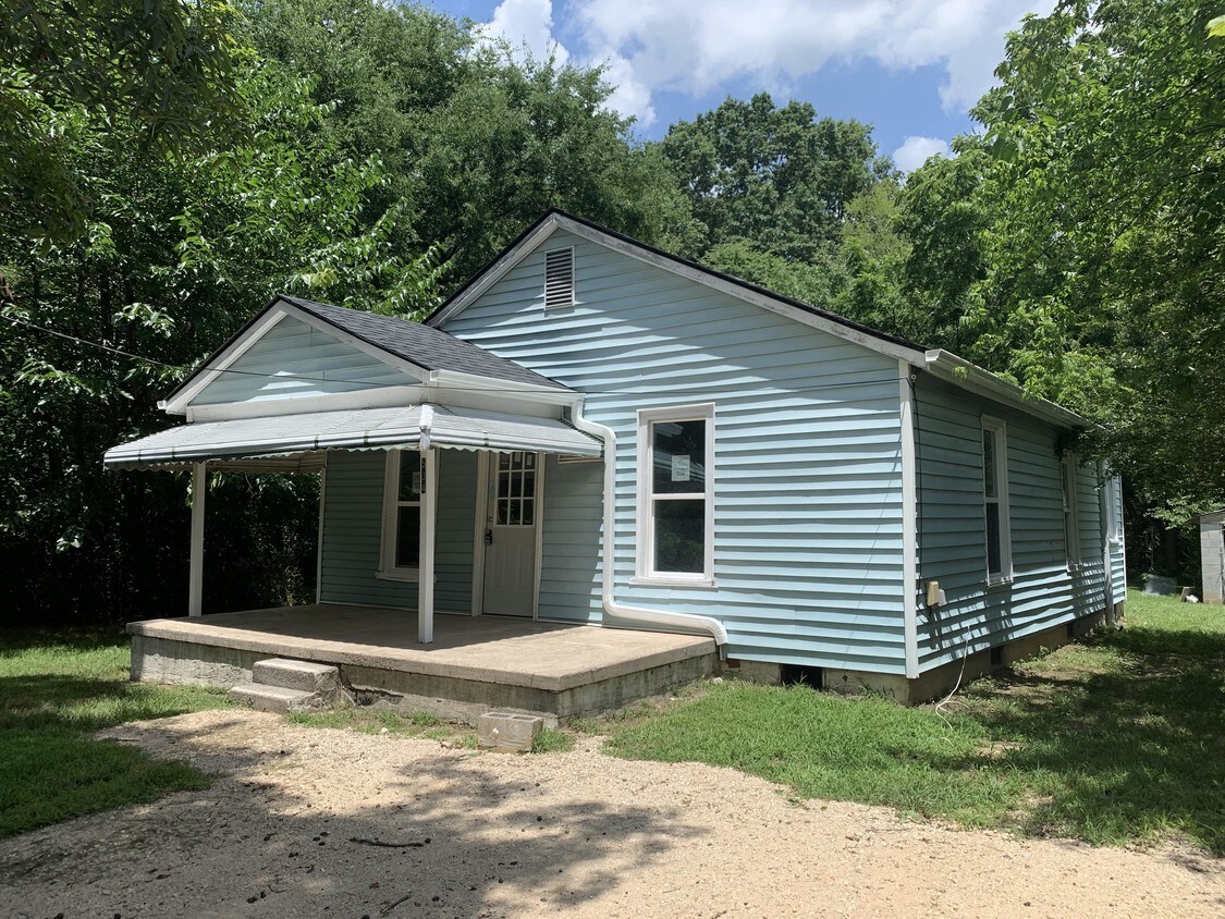 Primary Photo - 534 Heiligtown Rd