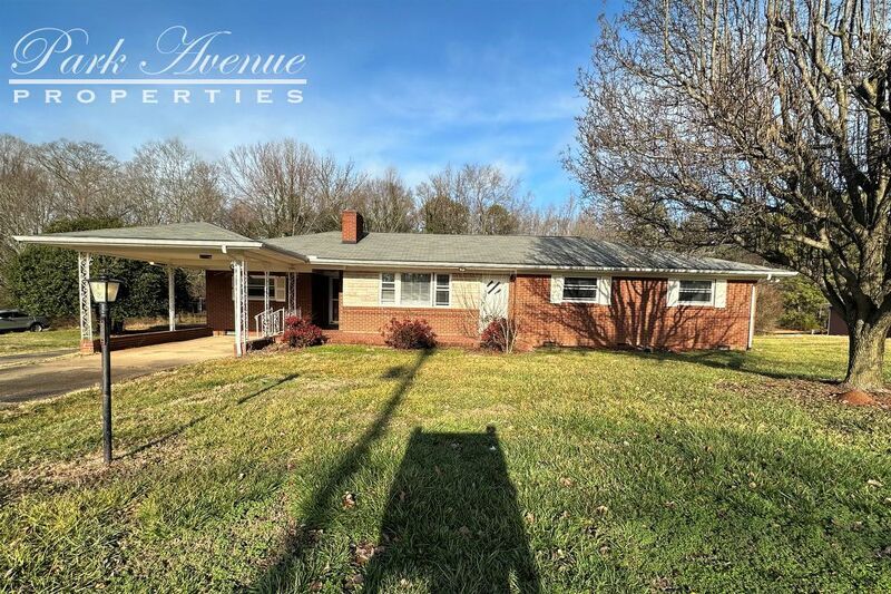 6512 Weddington Rd, Concord, NC 28027 House Rental in Concord, NC