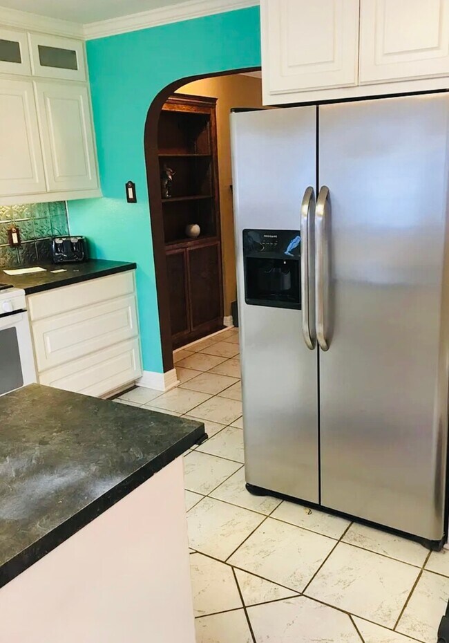 Foto del edificio - 1308 Hospital Dr