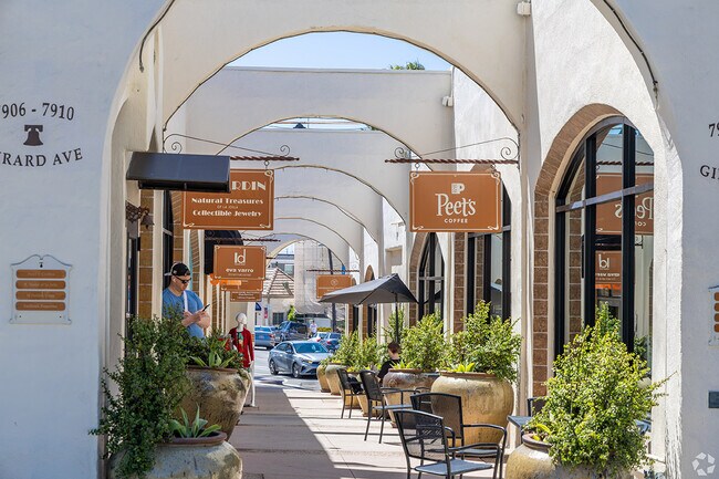 There are tons of shops to explore in La Jolla.
