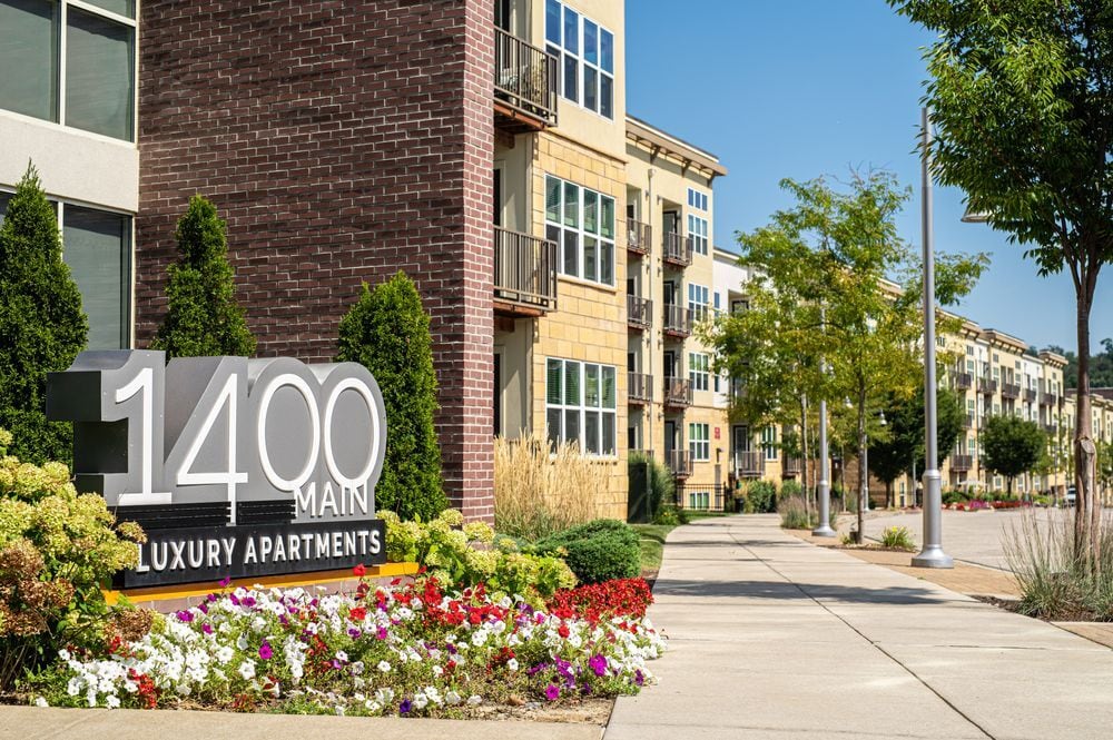 1400 Main Apartments in Canonsburg, PA