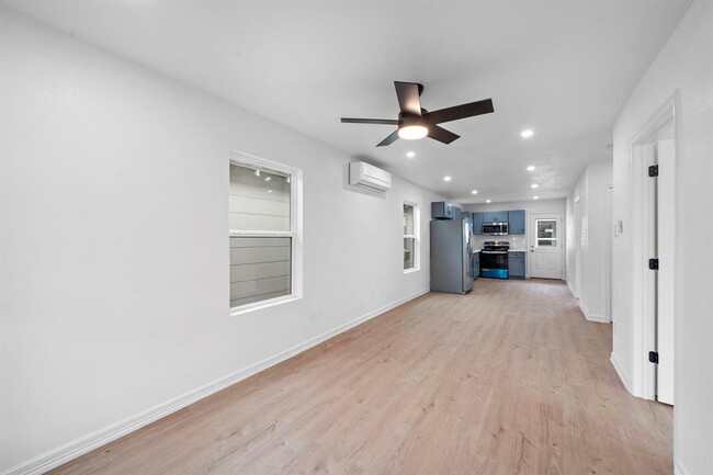 Foto del edificio - 3524 Hadley St
