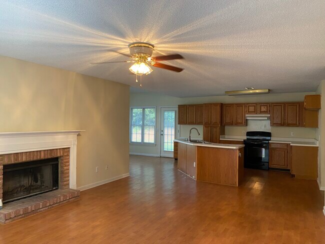 Family room and Kitchen - 2155 Southbrook Rdg NW