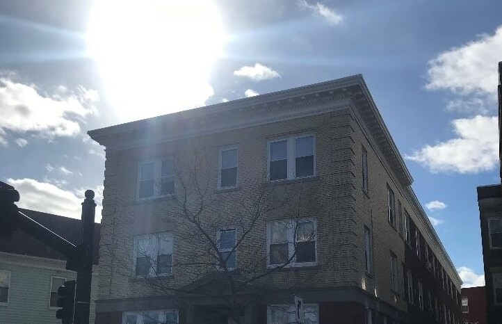 Building Photo - 296-300 Washington St