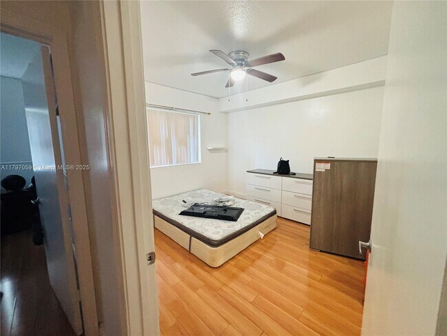 Foto del edificio - 11060 SW 196th St